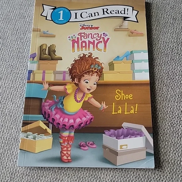 I Can Read! 3 Book Set Fancy Nancy - Picture 3 of 6